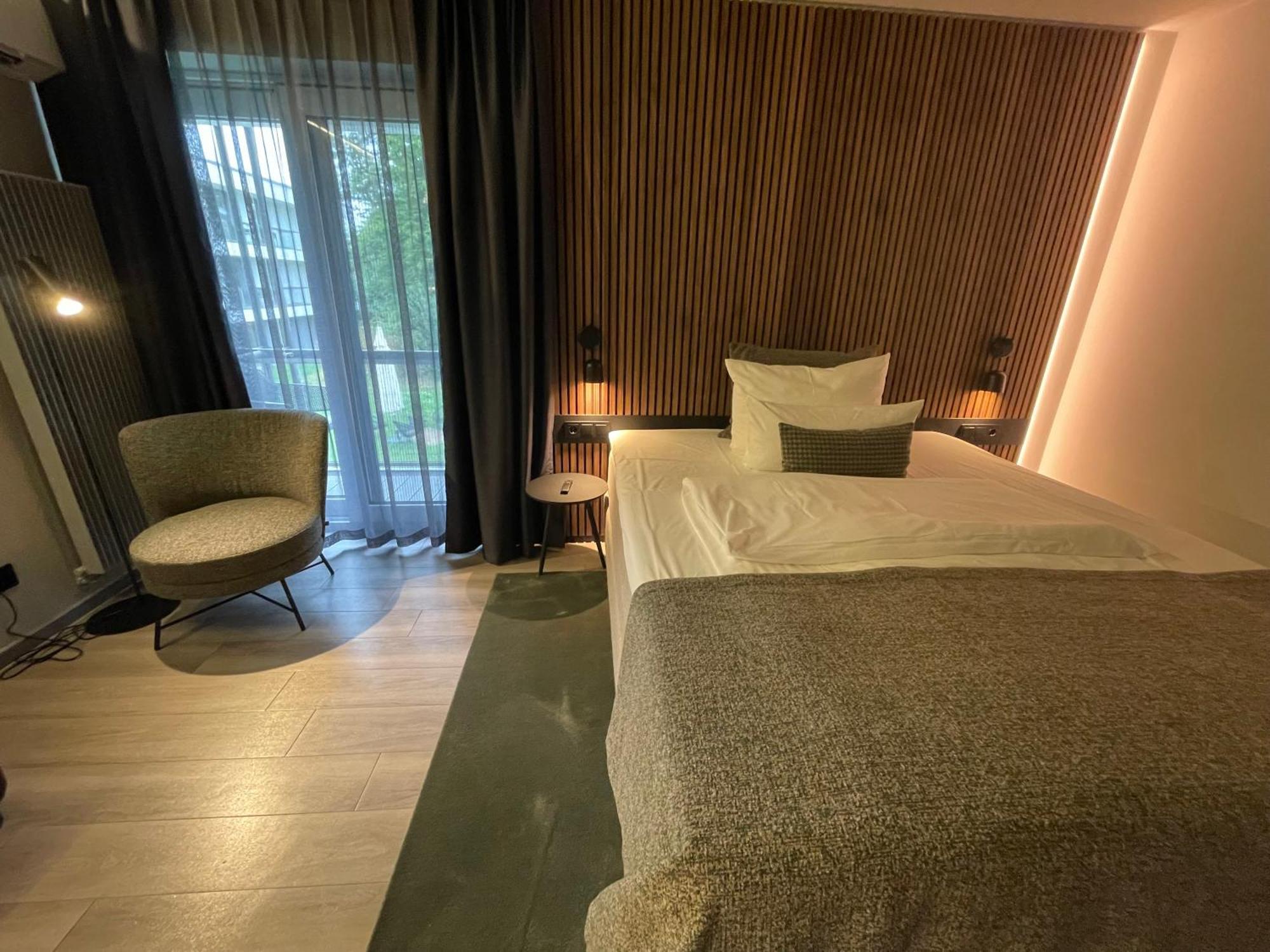 Schlosshotel Monrepos Λούντβιχσμπουργκ Εξωτερικό φωτογραφία